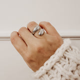 Luminous Curve ~ Silver Ring