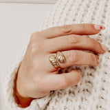 Luminous Curve ~ Gold Ring